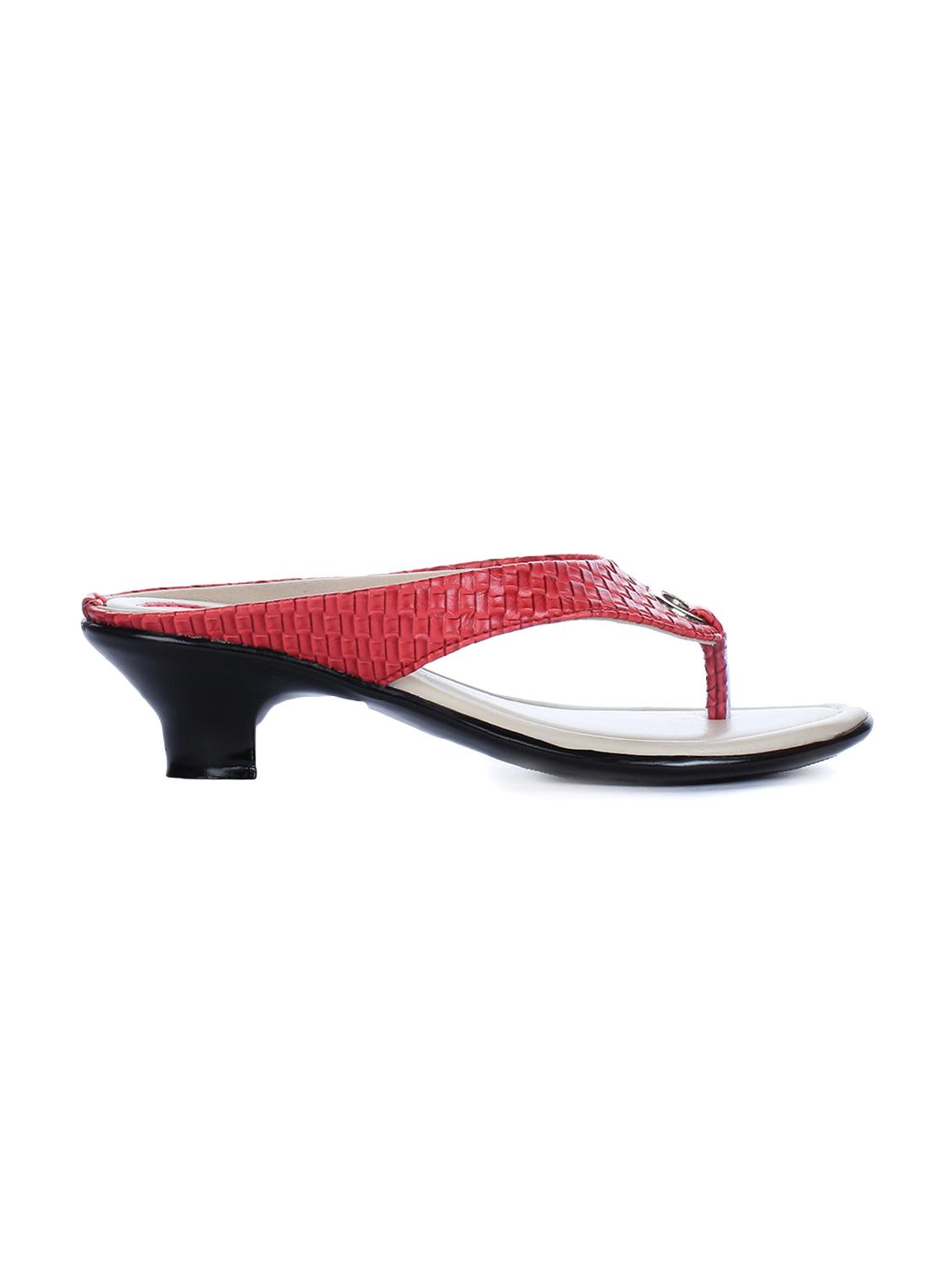 red toe separator sandals - 16103542 - Zoom Image - 2