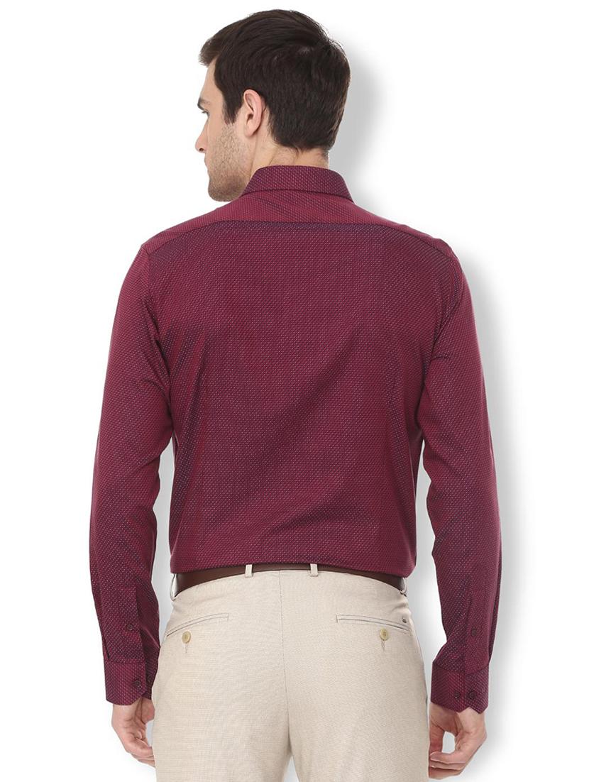 maroon printed formal shirt - 16107689 - Zoom Image - 2