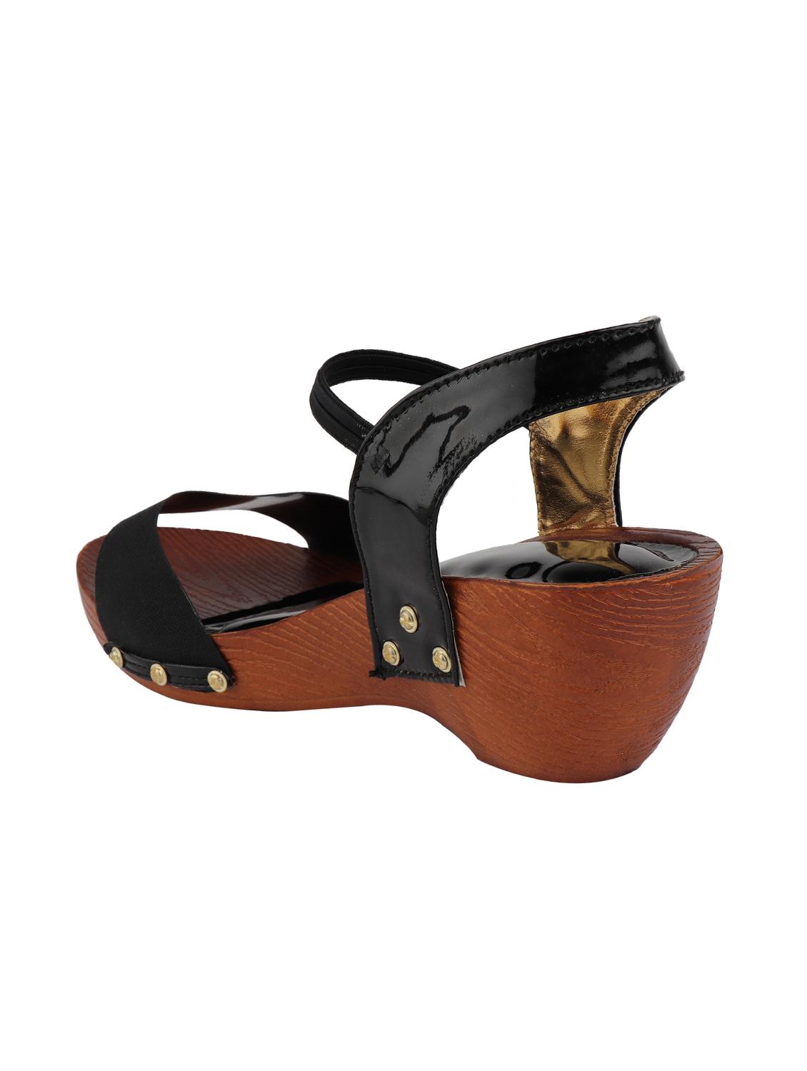 black back strap wedges - 16134795 - Zoom Image - 2