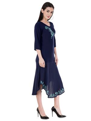 embroidered curved hem a-line dress - 16134985 - Standard Image - 2