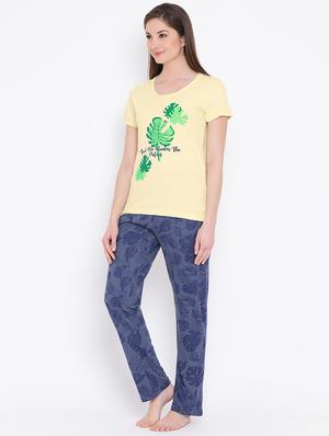 graphic print nightwear set - 16157433 - Standard Image - 2