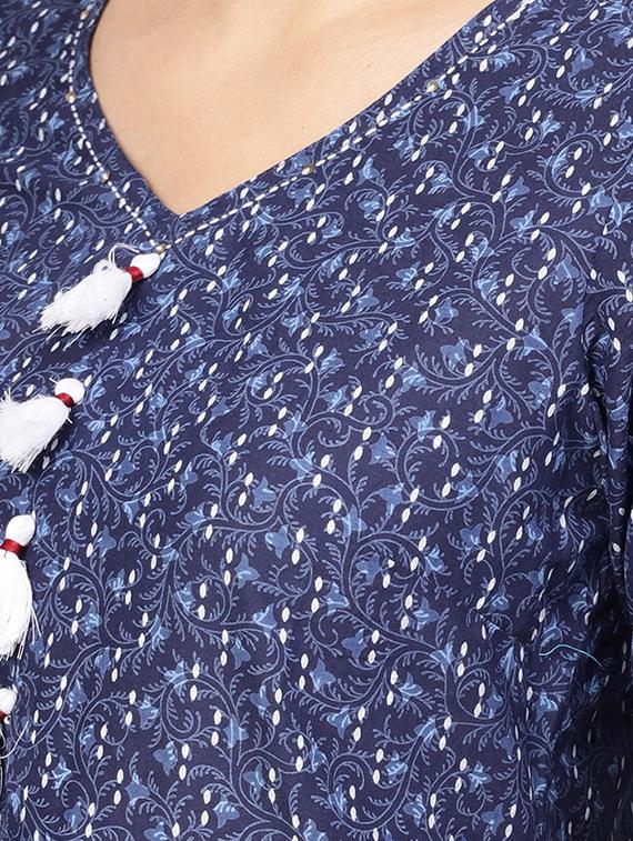 Printed flared kurta with tassels - 16165631 - Zoom Image - 5