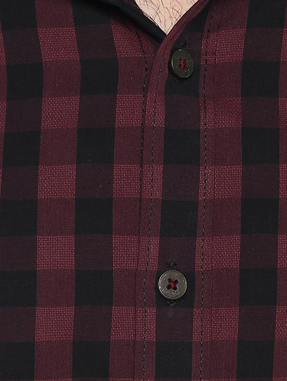 maroon checkered casual shirt - 16167155 - Zoom Image - 5