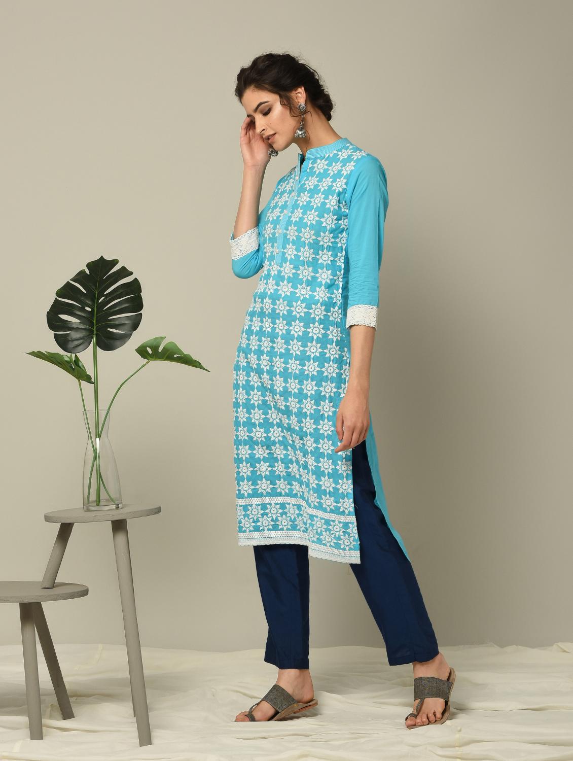 sky blue embroidered straight kurta - 16167262 - Zoom Image - 2