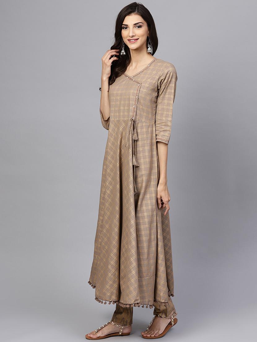 kaantha work angrakha kurta pant with dupatta set - 16170103 - Zoom Image - 2