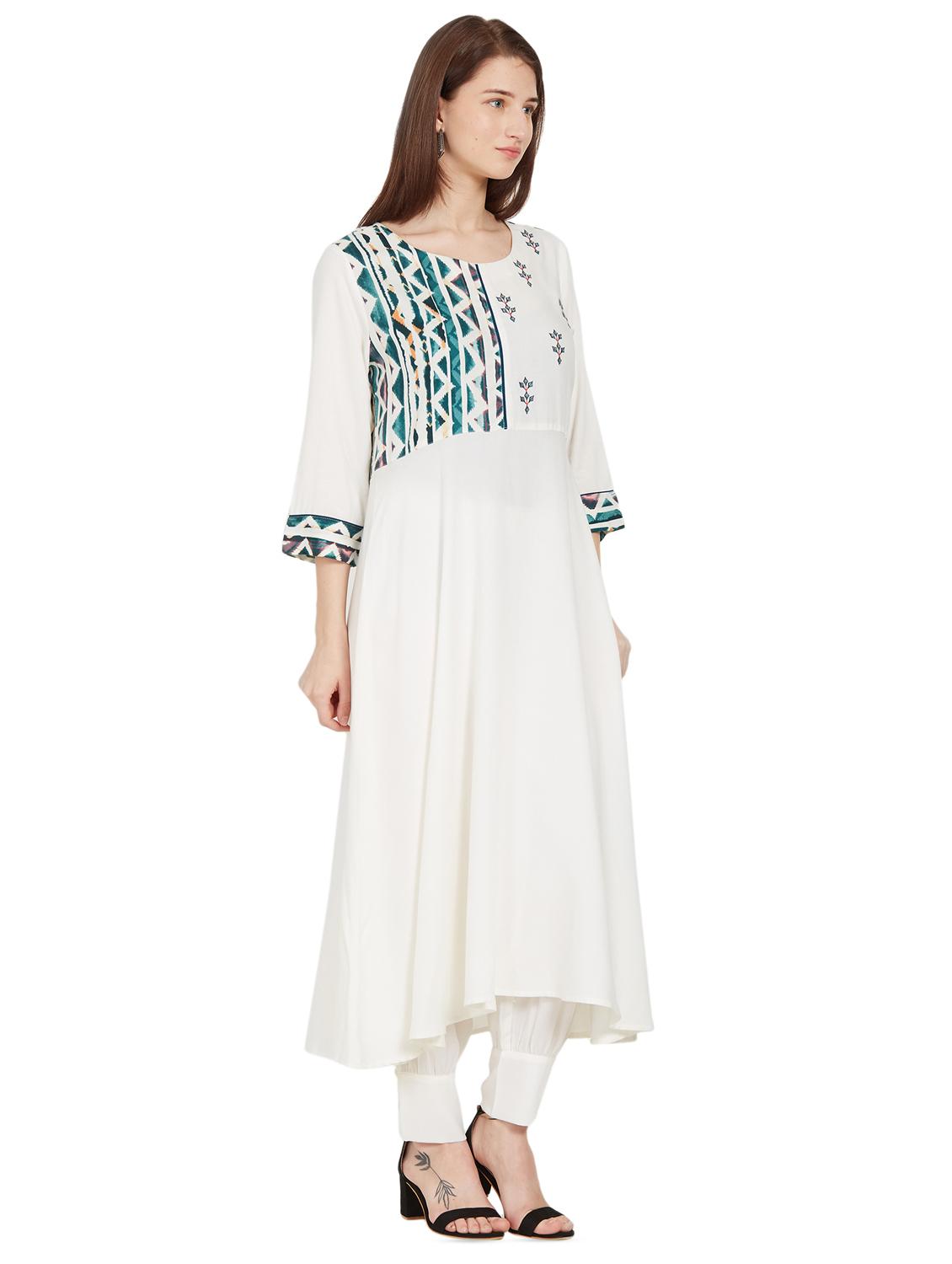Embroidered a-line kurta - 16172379 - Zoom Image - 2