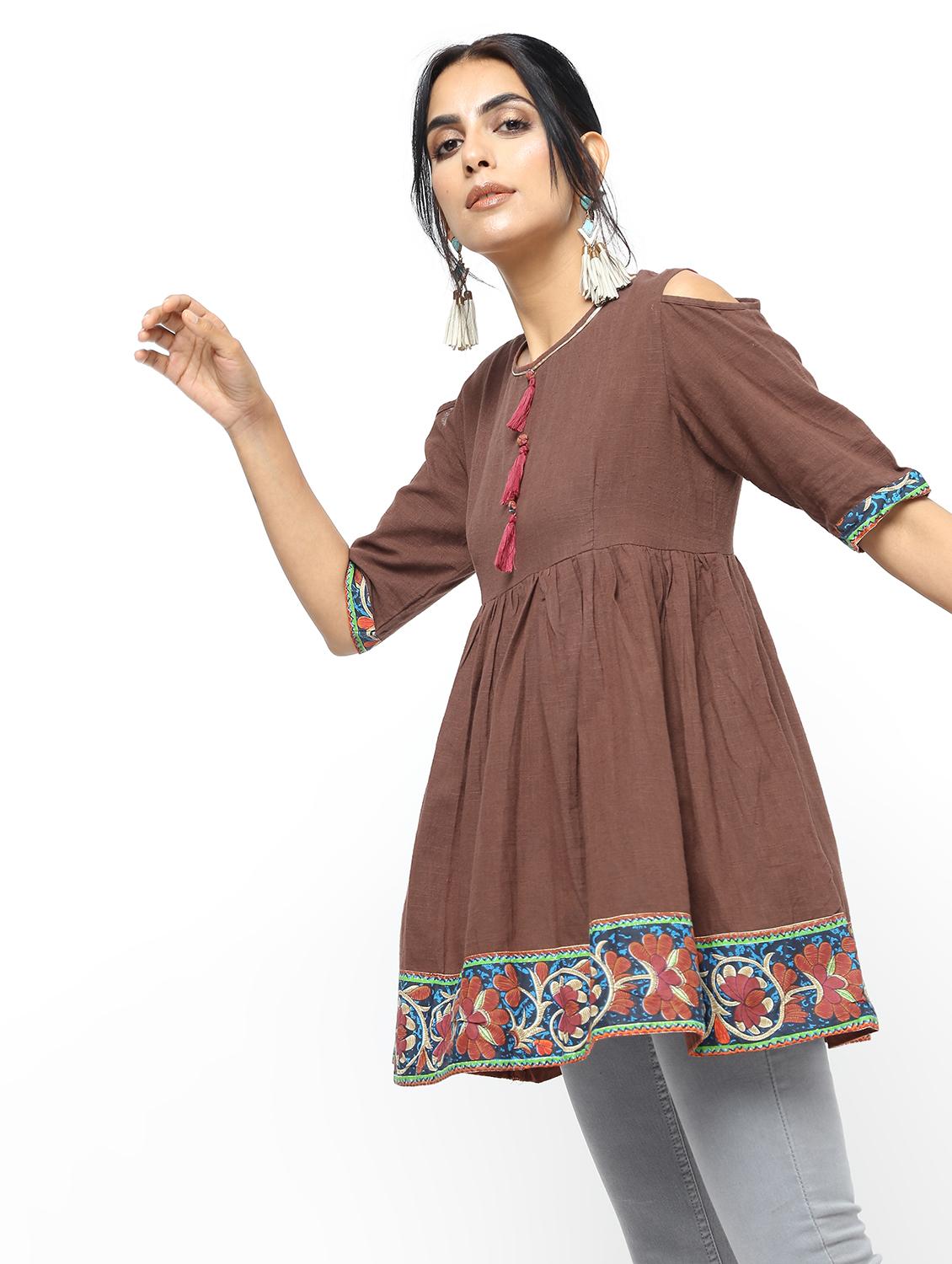 Cold shoulder flared kurti - 16190155 - Zoom Image - 2
