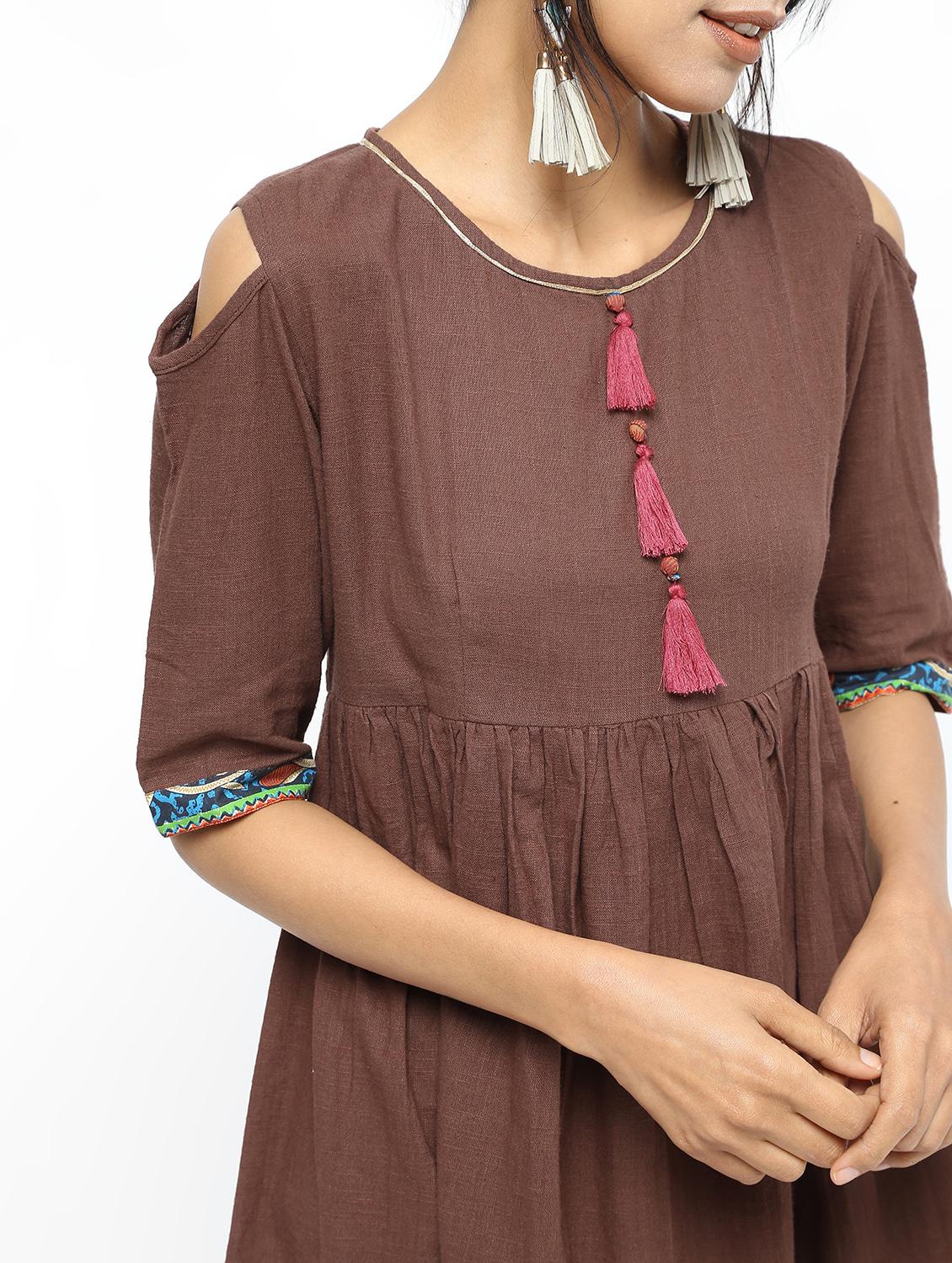 Cold shoulder flared kurti - 16190155 - Zoom Image - 5