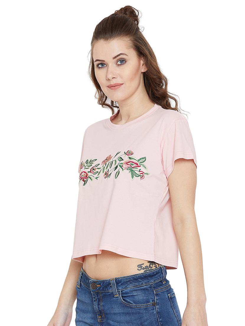 short sleeved embroidered crop top - 16214491 - Zoom Image - 2