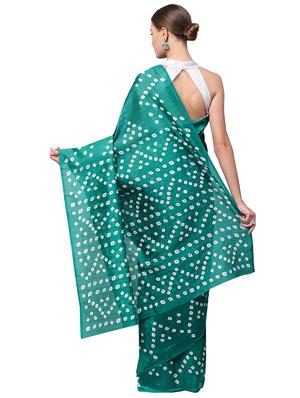 bandhani printed saree with blouse - 16219132 - Standard Image - 2