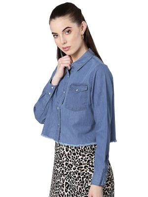 frayed hem denim crop shirt - 16235236 - Standard Image - 2