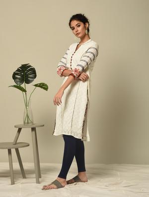 embroidered straight kurta - 16245957 - Standard Image - 2