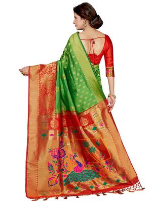 contrast zari border woven saree with blouse - 16256578 - Standard Image - 2
