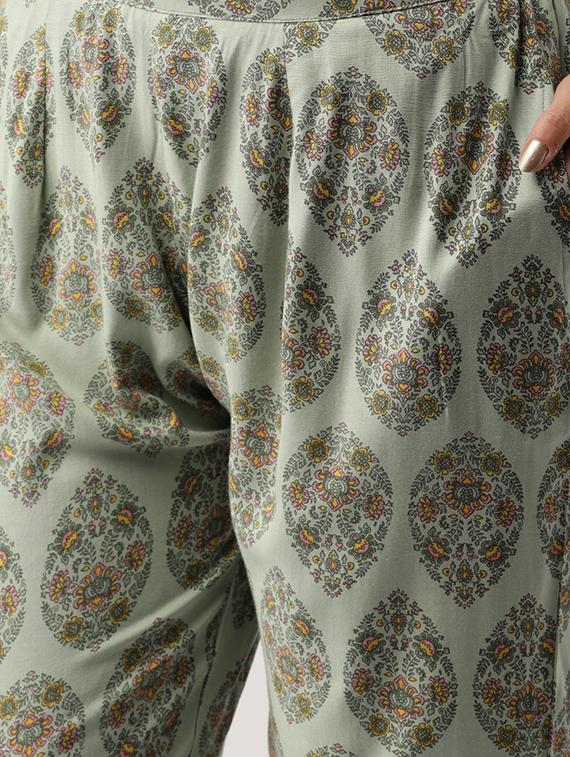 Printed High low kurta palazzo - 16261472 - Zoom Image - 5