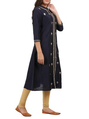 Embroidered A-line kurta - 16261529 - Standard Image - 2