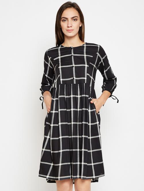 Sleeve detail checkered pocket dress - 16269719 - Standard Image - 1