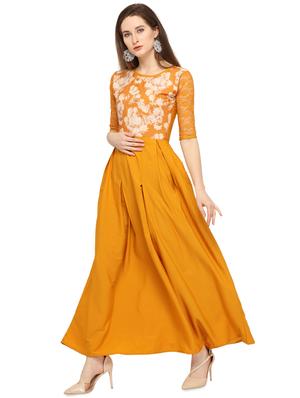 Floral prints pleated maxi dress - 16276943 - Standard Image - 2
