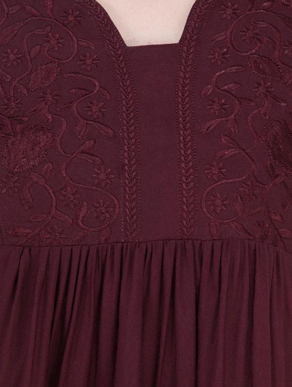 gather detail embroidered top - 16282554 - Zoom Image - 5