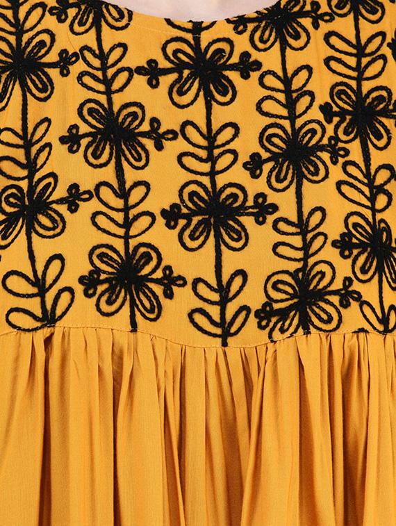 gather detail embroidered top - 16282569 - Zoom Image - 5
