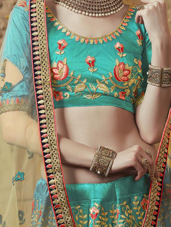 floral embroidered flared lehenga - 16287437 - Zoom Image - 2