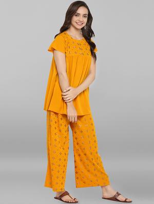 foil printed kurta palazzo set - 16297940 - Standard Image - 2