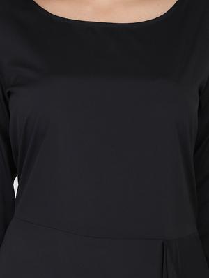 boat neck asymmetric dress - 16298467 - Standard Image - 5