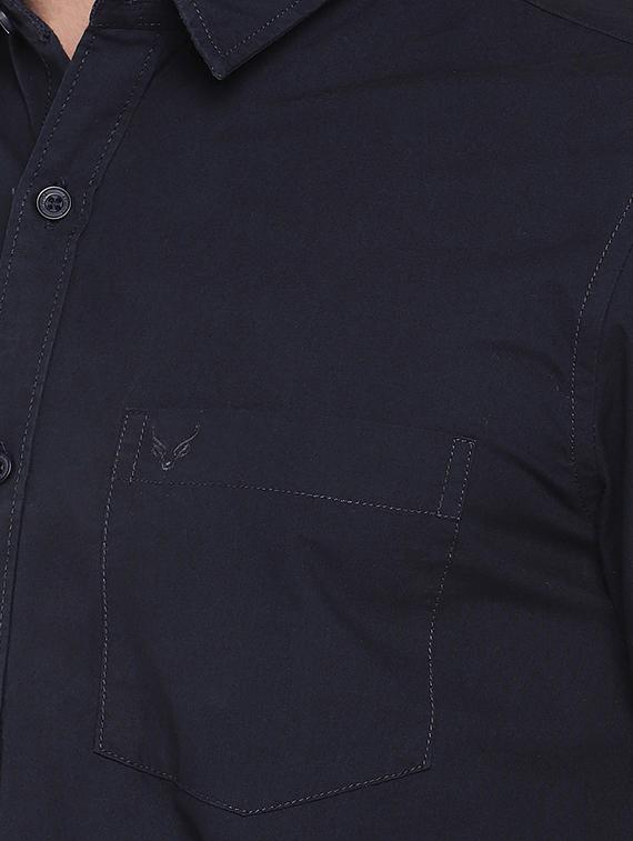 navy blue solid casual shirt - 16299018 - Zoom Image - 5