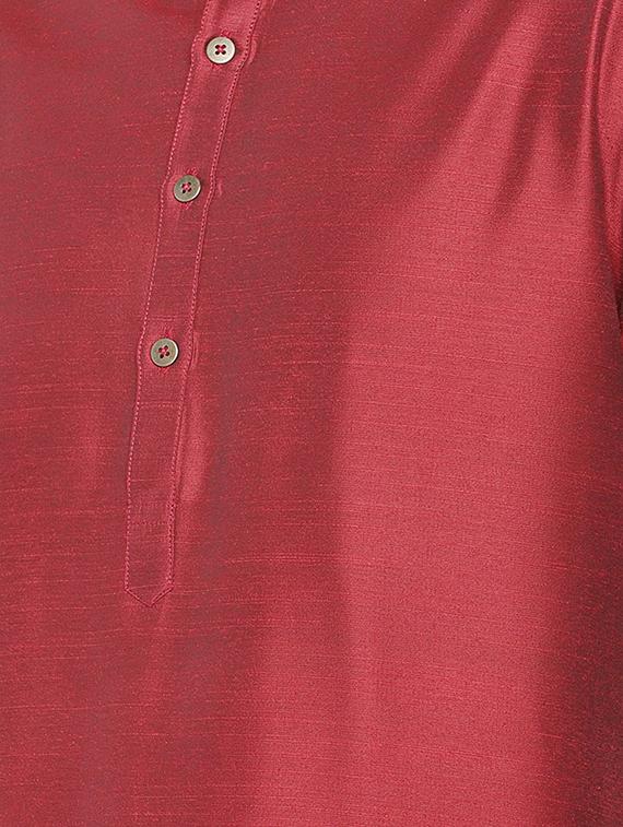red solid long kurta - 16301528 - Zoom Image - 5