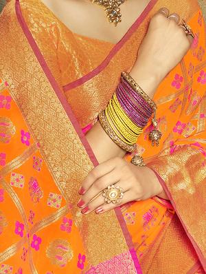 contrast woven saree with blouse - 16301702 - Standard Image - 2