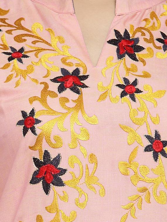 embroidered straight kurta - 16313971 - Zoom Image - 5