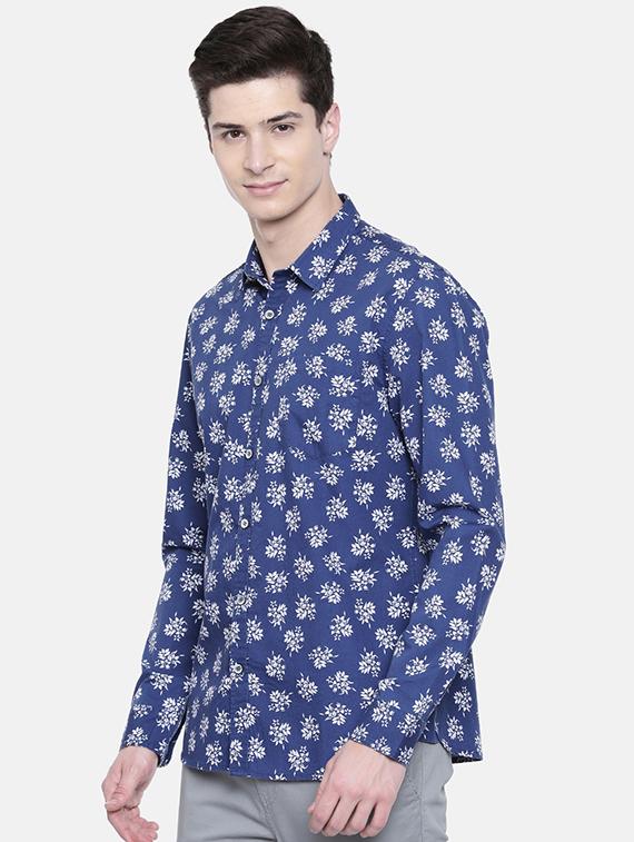 blue floral printed casual shirt - 16329610 - Zoom Image - 2