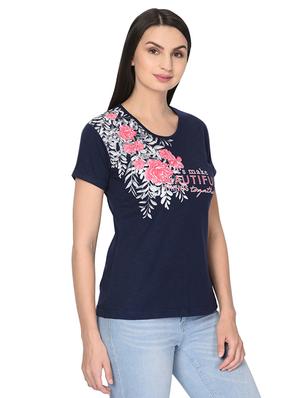 round neck graphic tee - 16331451 - Standard Image - 2
