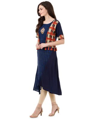 placement embroidery asymmetrical kurta - 16335685 - Standard Image - 2