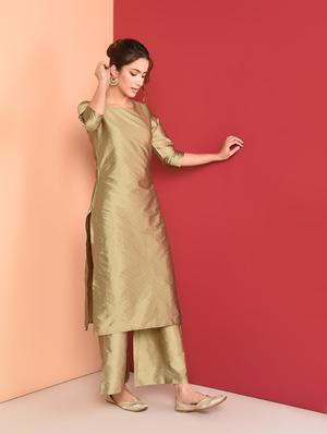 zari motifs straight kurta - 16350329 - Standard Image - 2