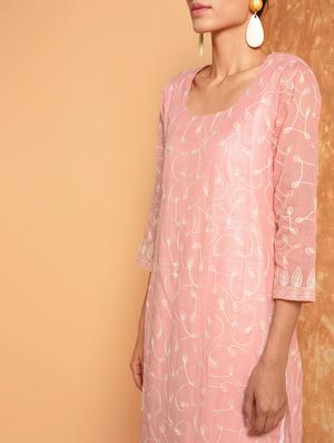 peach cotton embroidered dupatta - 16352561 - Standard Image - 5
