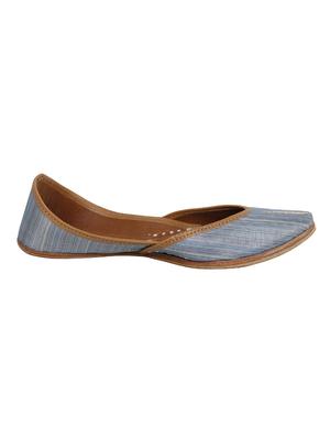 blue slip on jutis - 16355001 - Standard Image - 2