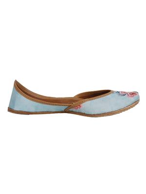 blue slip on jutis - 16355011 - Standard Image - 2