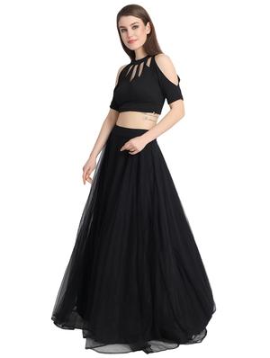 key hole solid lehenga - 16358787 - Standard Image - 2