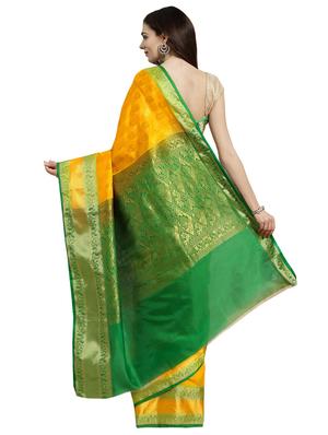 bordered woven saree with blouse - 16380880 - Standard Image - 2