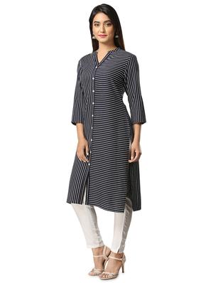 striped straight kurta - 16384268 - Standard Image - 2