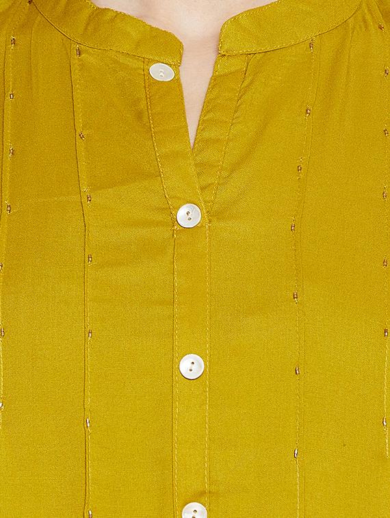 solid pintucks straight kurti - 16391867 - Zoom Image - 5