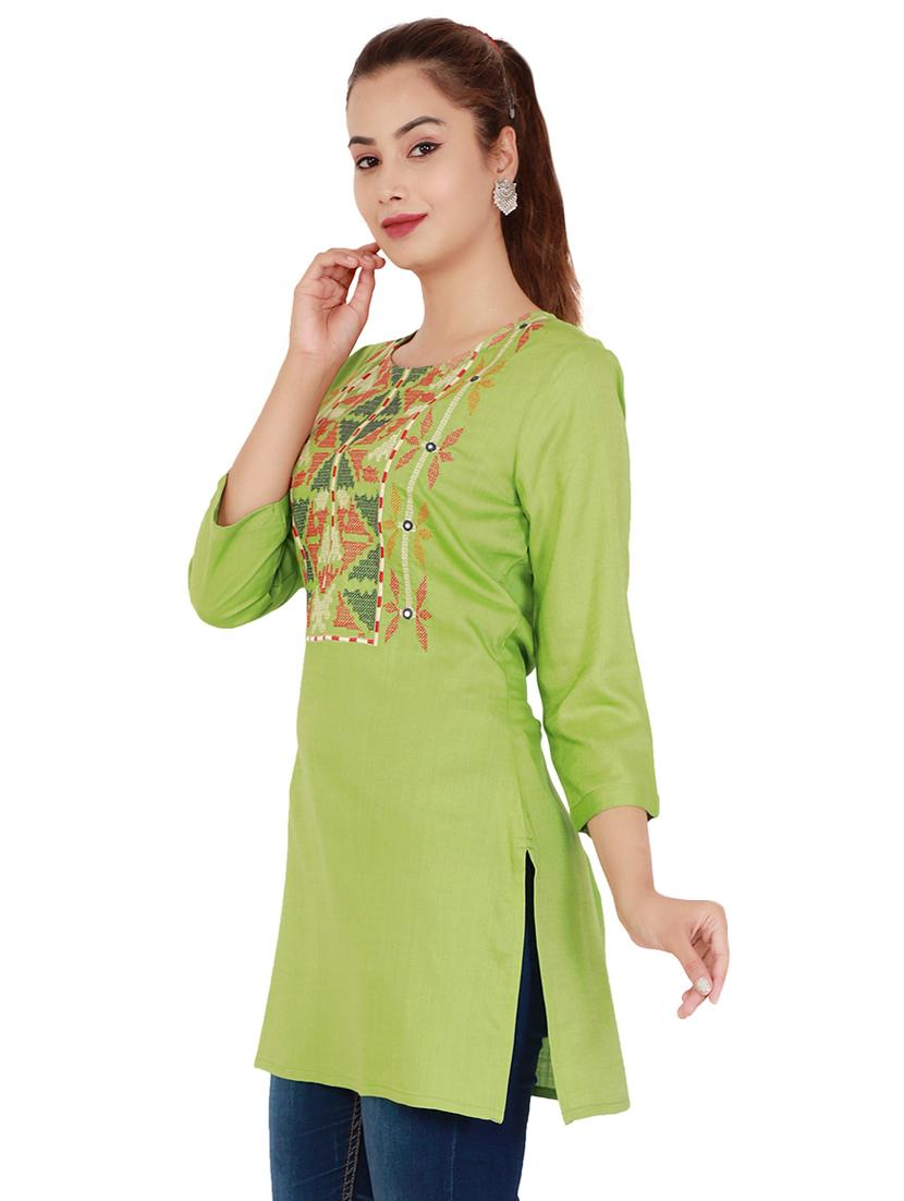 embroidered straight kurti - 16405244 - Zoom Image - 2