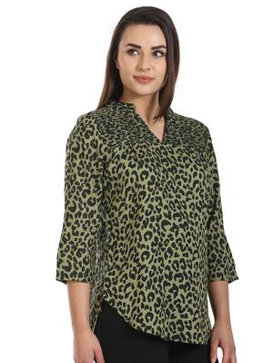 curved hem animal printed top - 16417504 - Standard Image - 2