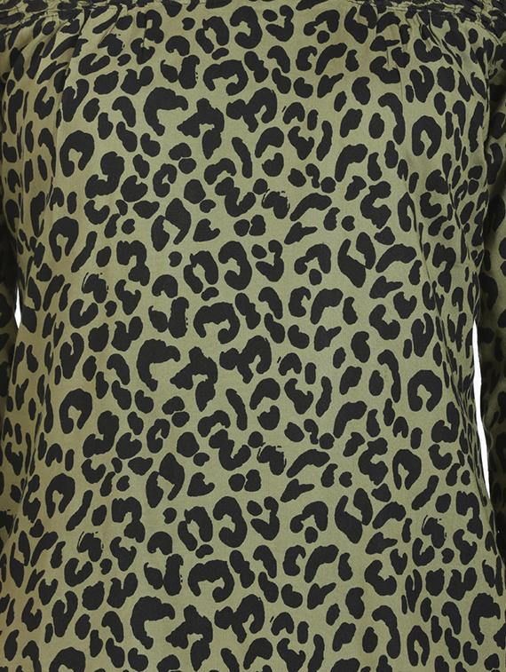 curved hem animal printed top - 16417504 - Zoom Image - 5