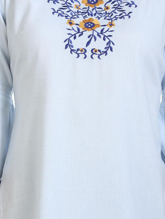 bell sleeved floral embroidered top - 16417508 - Zoom Image - 5