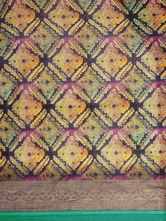 geometric printed saree with blouse - 16420118 - Zoom Image - 2