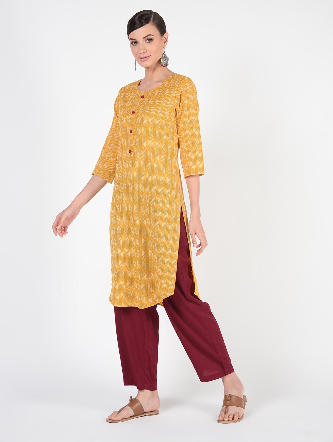 kaantha detail straight kurta - 16425363 - Zoom Image - 2