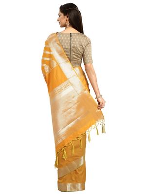 striped zari motif kanjivaram saree with blouse - 16428207 - Standard Image - 2