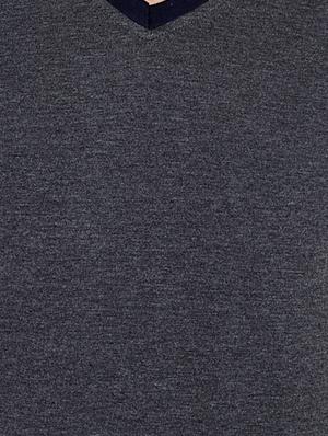 grey solid t-shirt - 16472685 - Standard Image - 5
