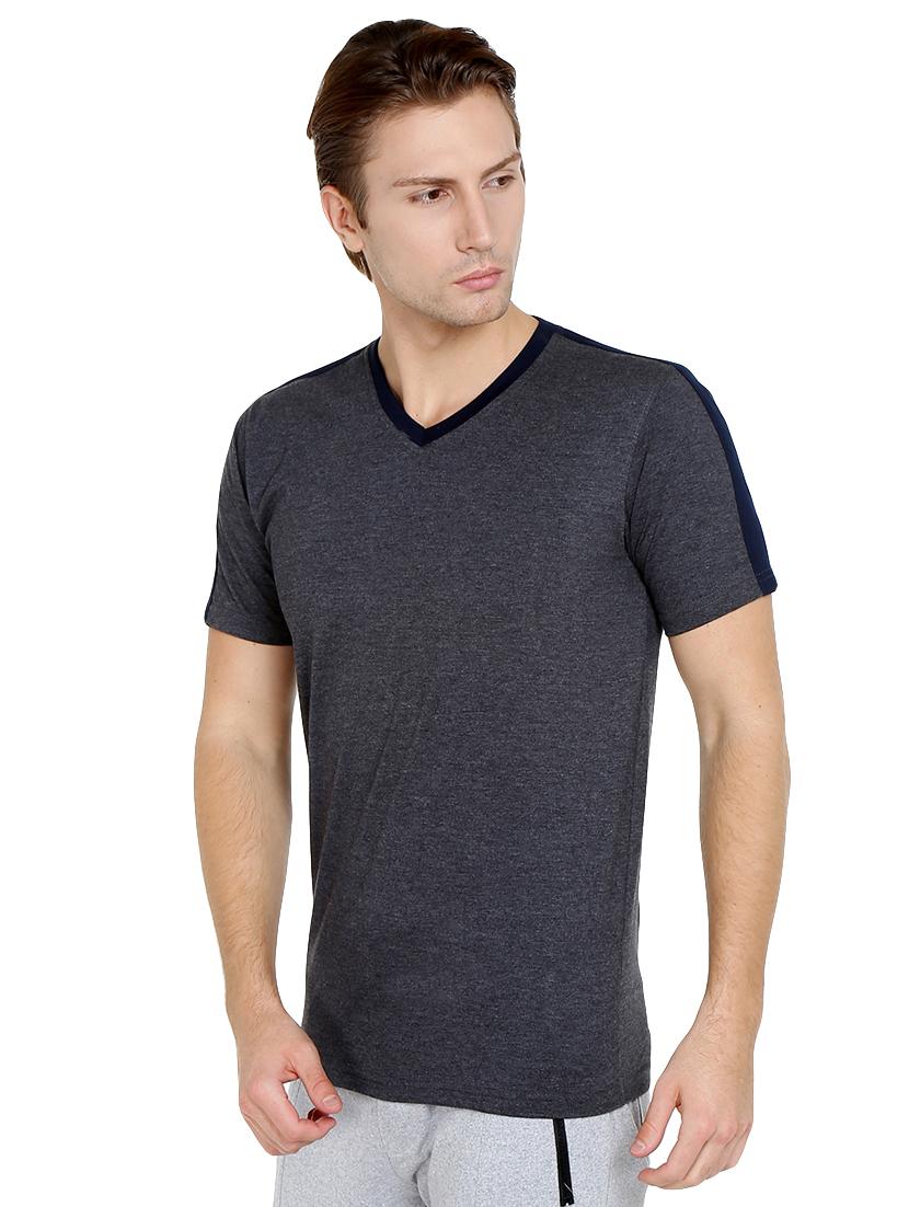 grey solid t-shirt - 16472685 - Zoom Image - 2